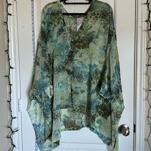 L/XL- Chicos Floral Green Women's Top